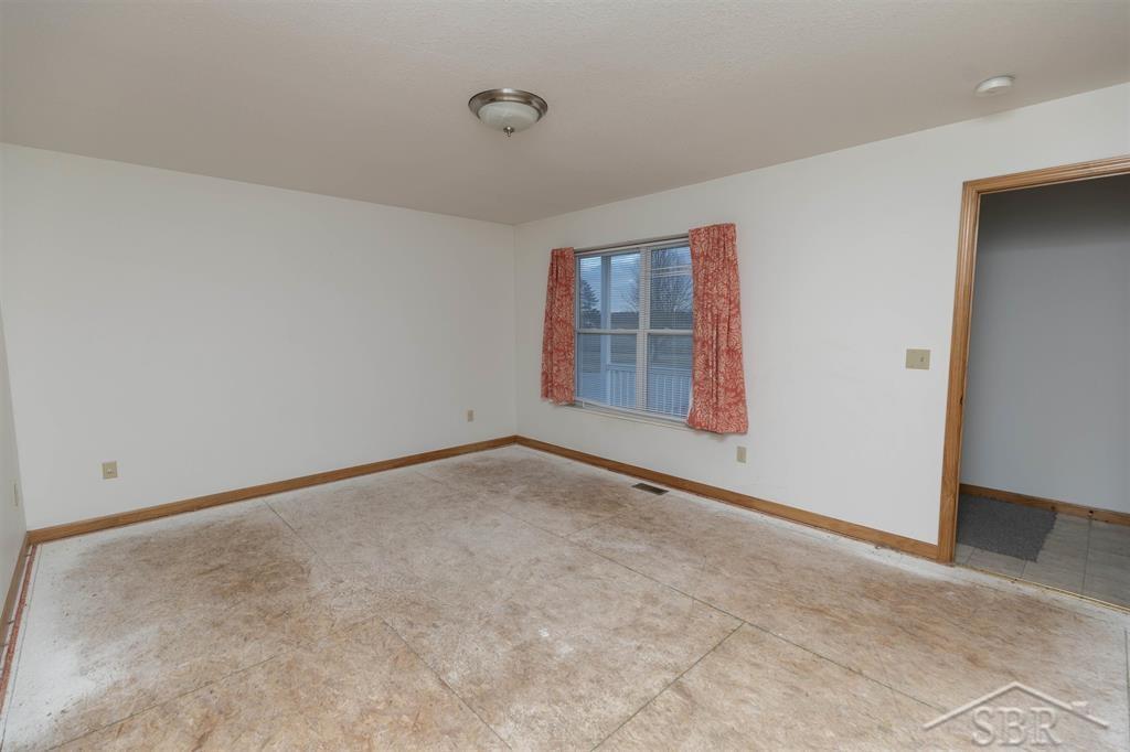 503 East Shaffer Road Hope, MI 48628 - Photo 20 of 35