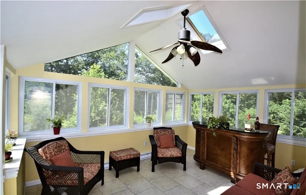 25 Shelter Rock Road Trumbull, CT 06611 - Photo 9 of 17