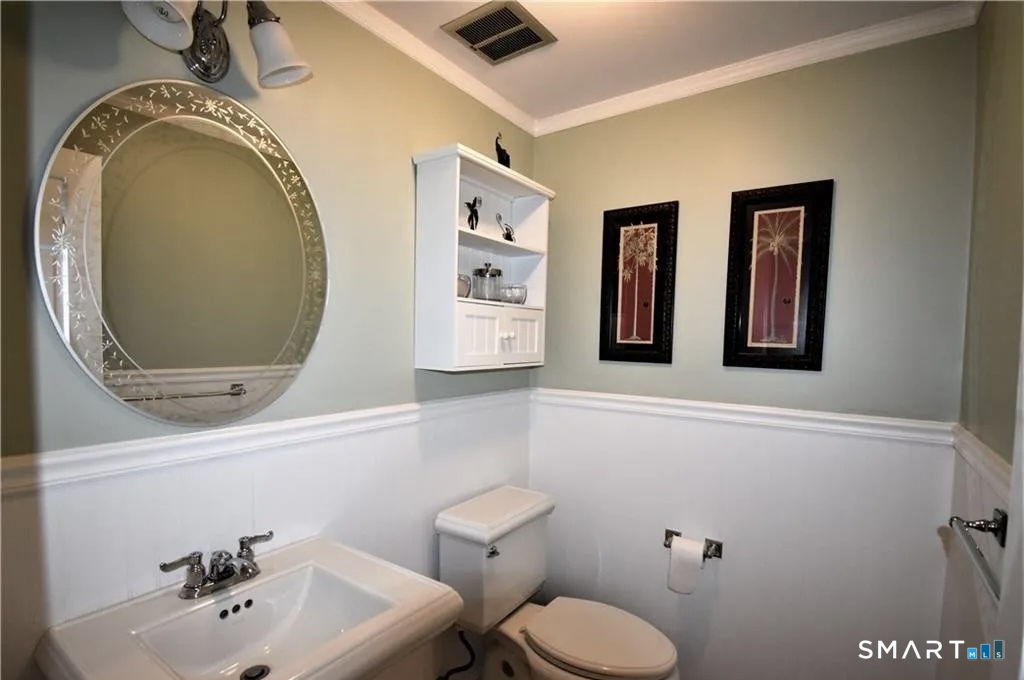 25 Shelter Rock Road Trumbull, CT 06611 - Photo 10 of 17