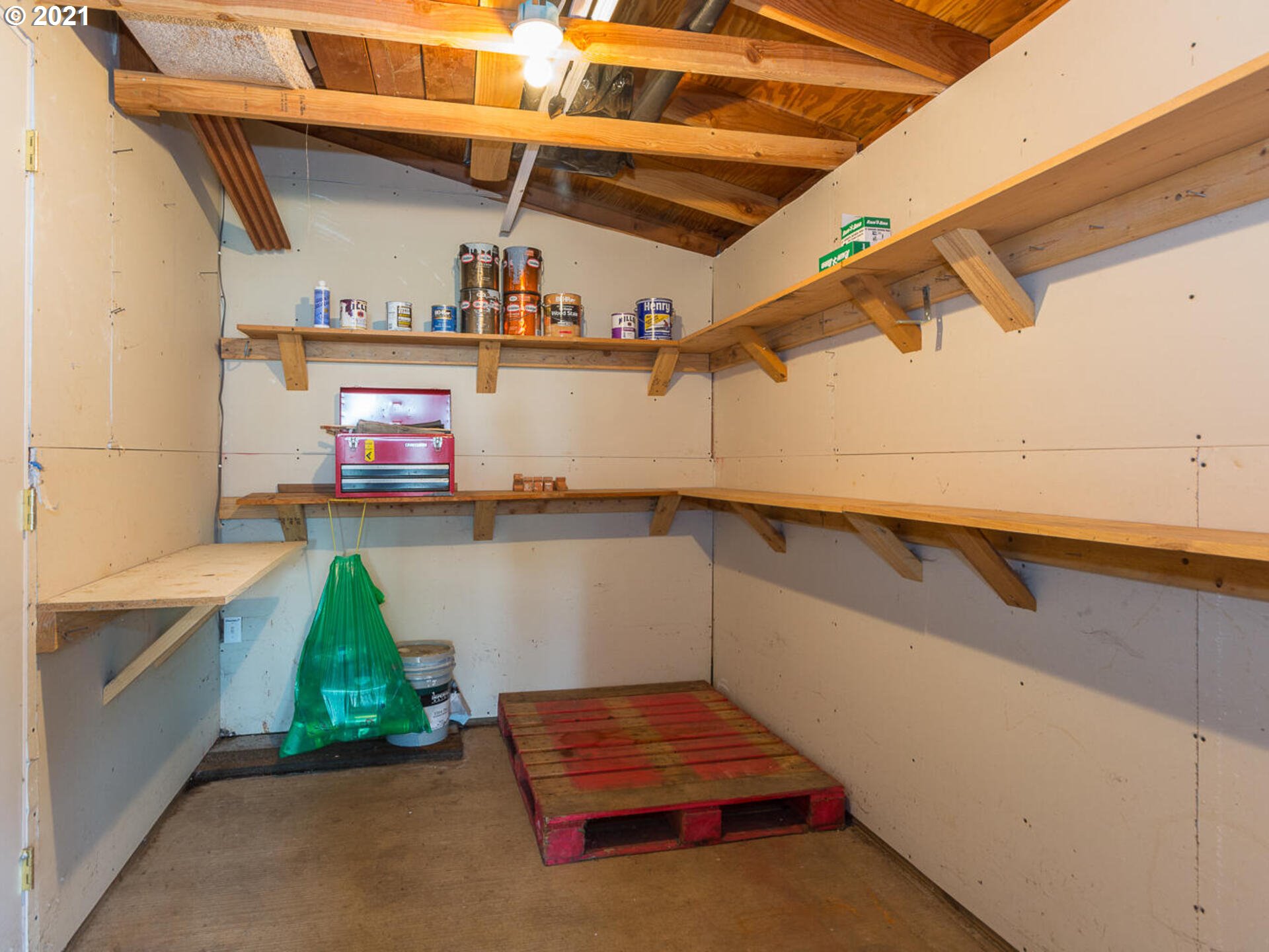 1949 Southeast Palmquist Road, Unit 118 Gresham, OR 97080 - Photo 26 of 28