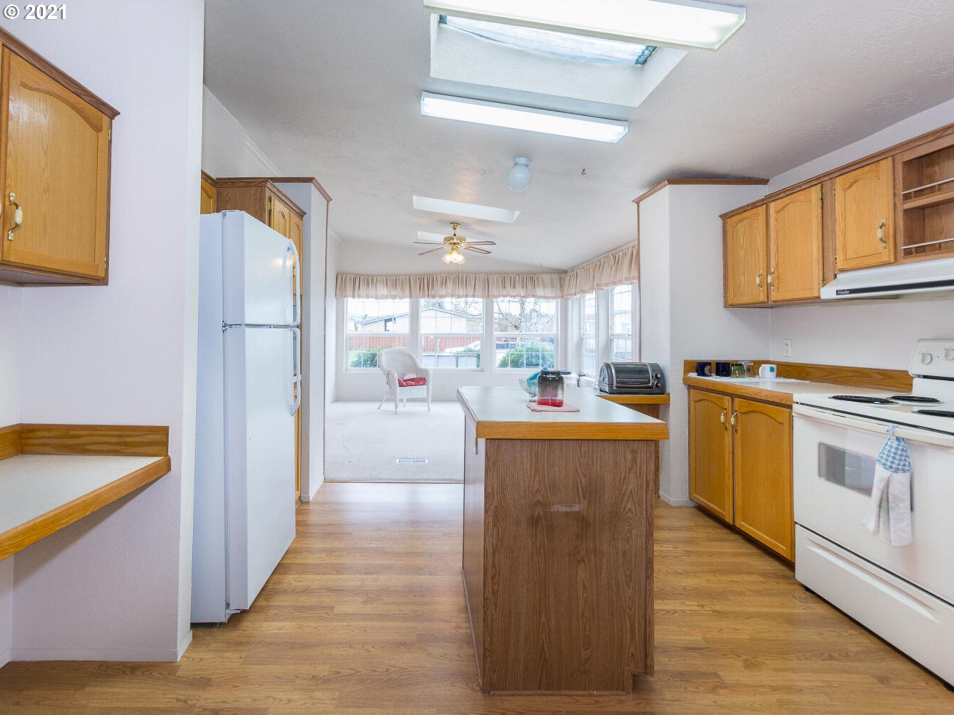 1949 Southeast Palmquist Road, Unit 118 Gresham, OR 97080 - Photo 10 of 28