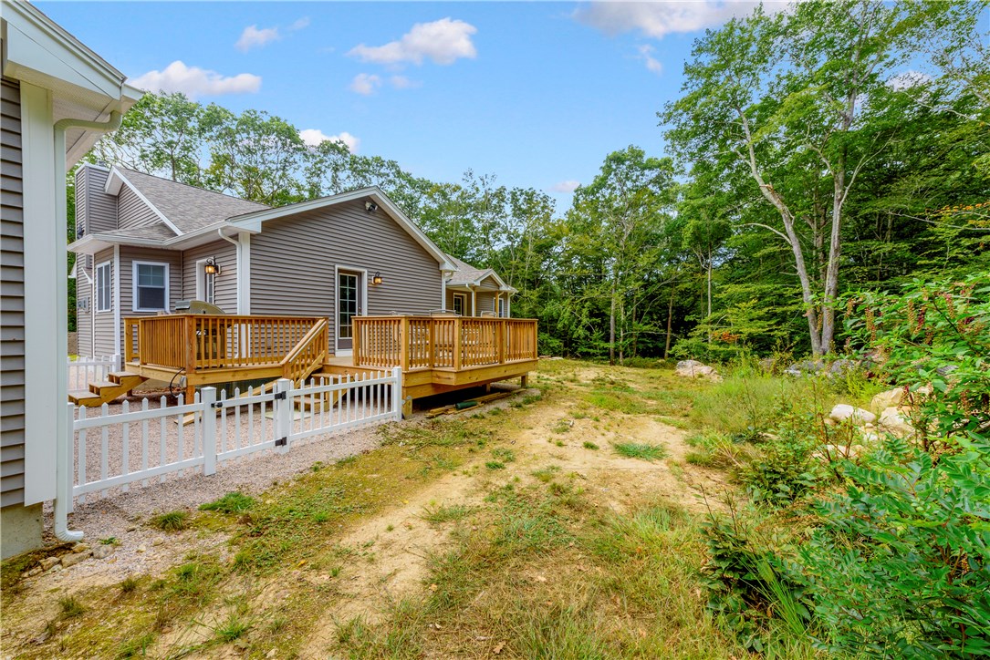 136 Collins Road Hopkinton, RI 02804 - Photo 19 of 21 Gallery Image 19