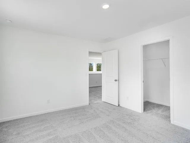 $329,990 | 207 Groveton Court, Euharlee, GA 30145