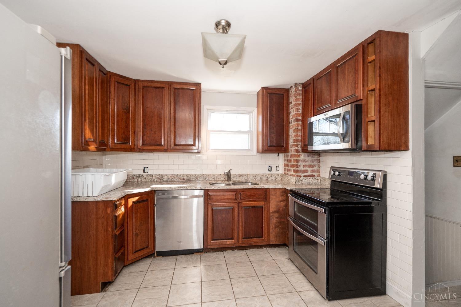 5730 Greenlawn Road Hamilton, OH 45011 - Photo 12 of 48 Gallery Image 12