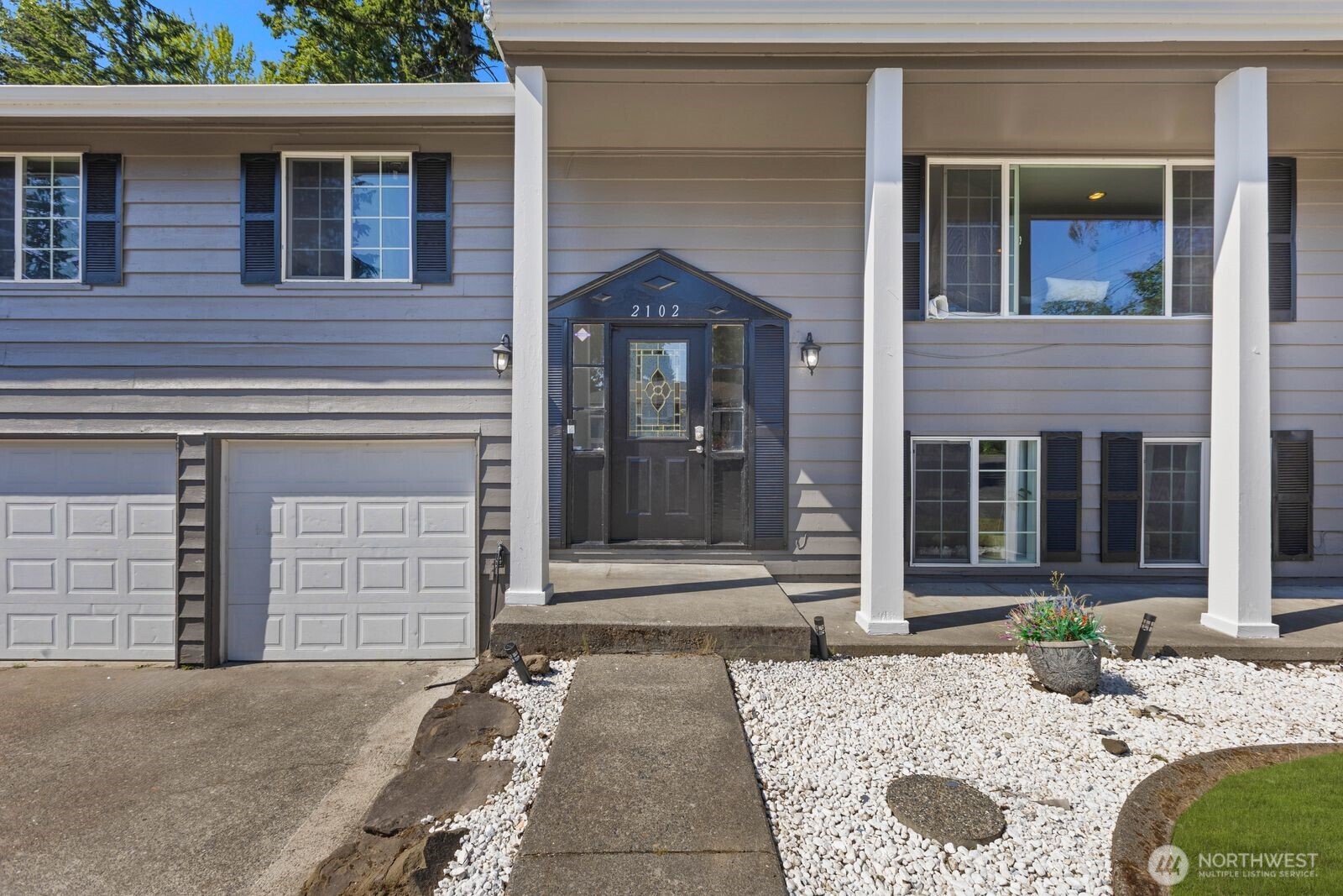 2102 Southwest 322nd Street Federal Way, WA 98023 - Photo 2 of 36