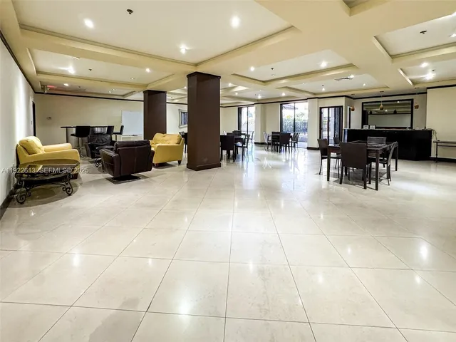 $9,000 | 8877 Collins Avenue, Unit 809, Surfside, FL 33154