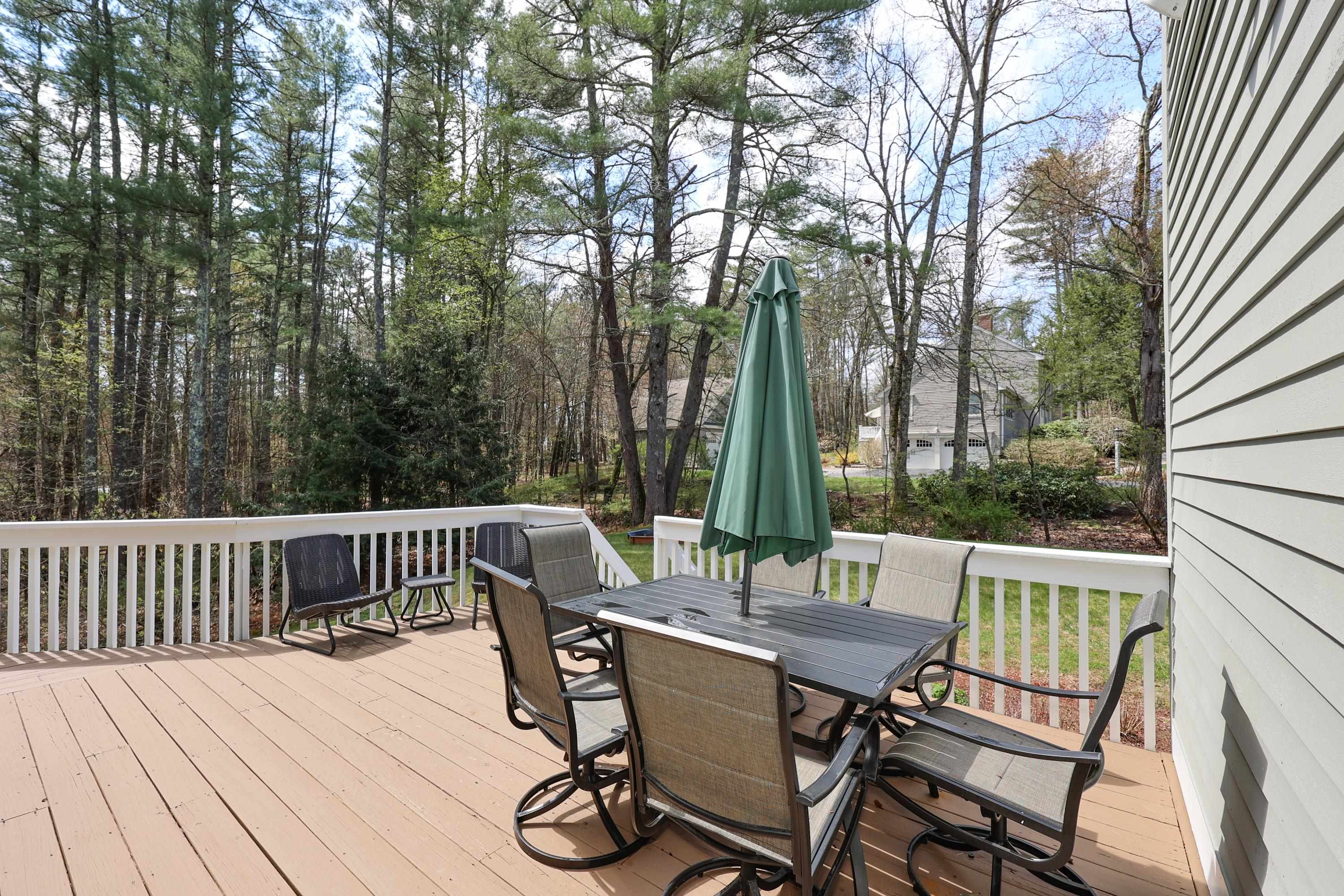 98 Beals Road Bedford, NH 03110 - Photo 30 of 38