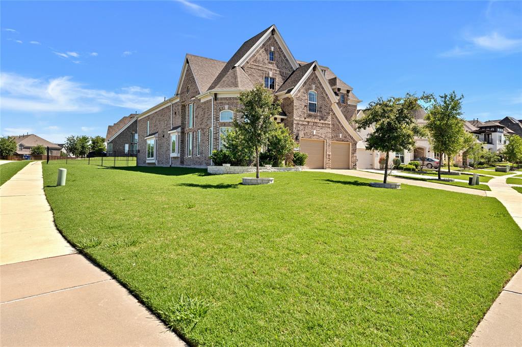 5952 Augustine Road McKinney, TX 75071 - Photo 2 of 40 Gallery Image 2