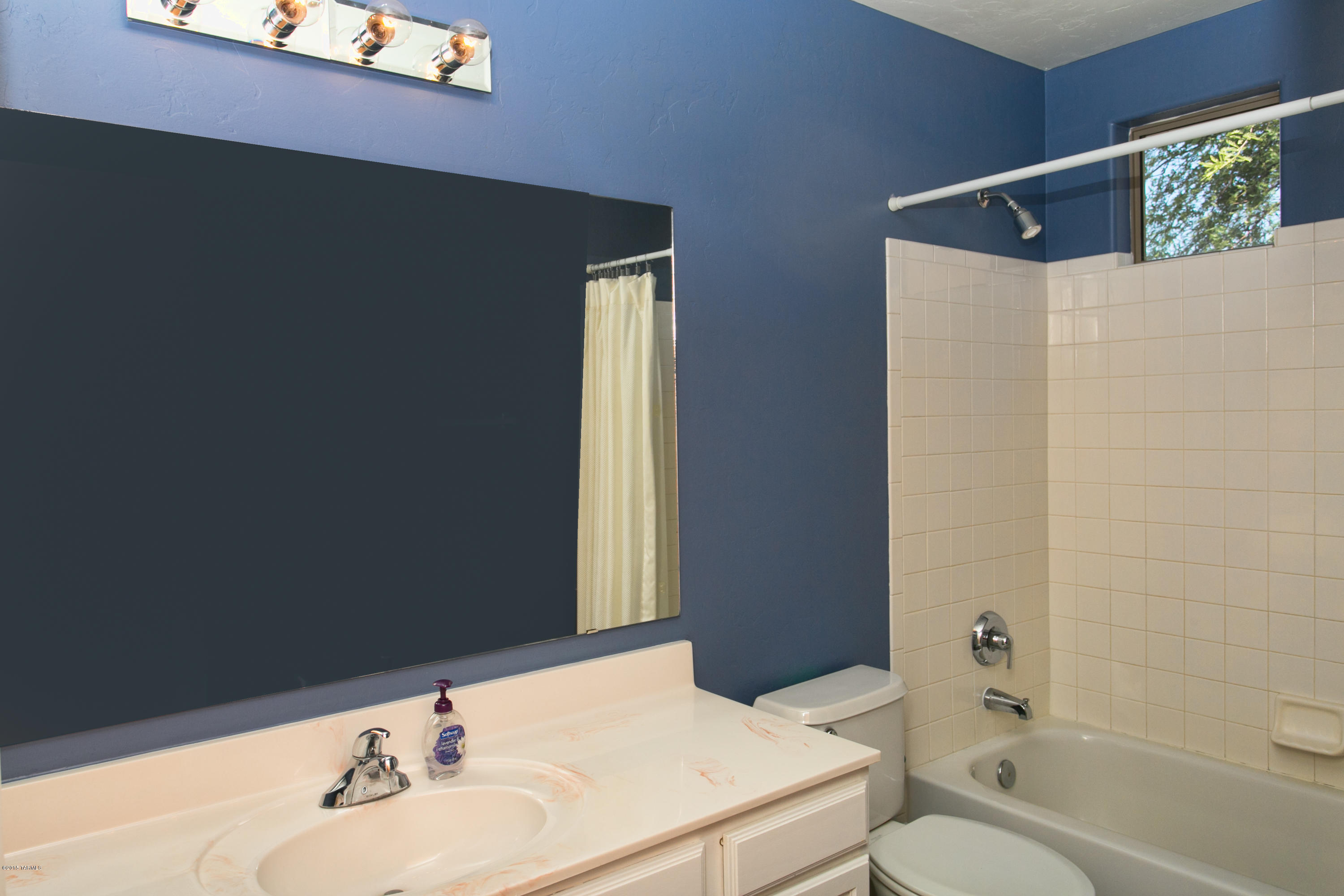 445 West Greys Road Oro Valley, AZ 85737 - Photo 23 of 32 Gallery Image 23