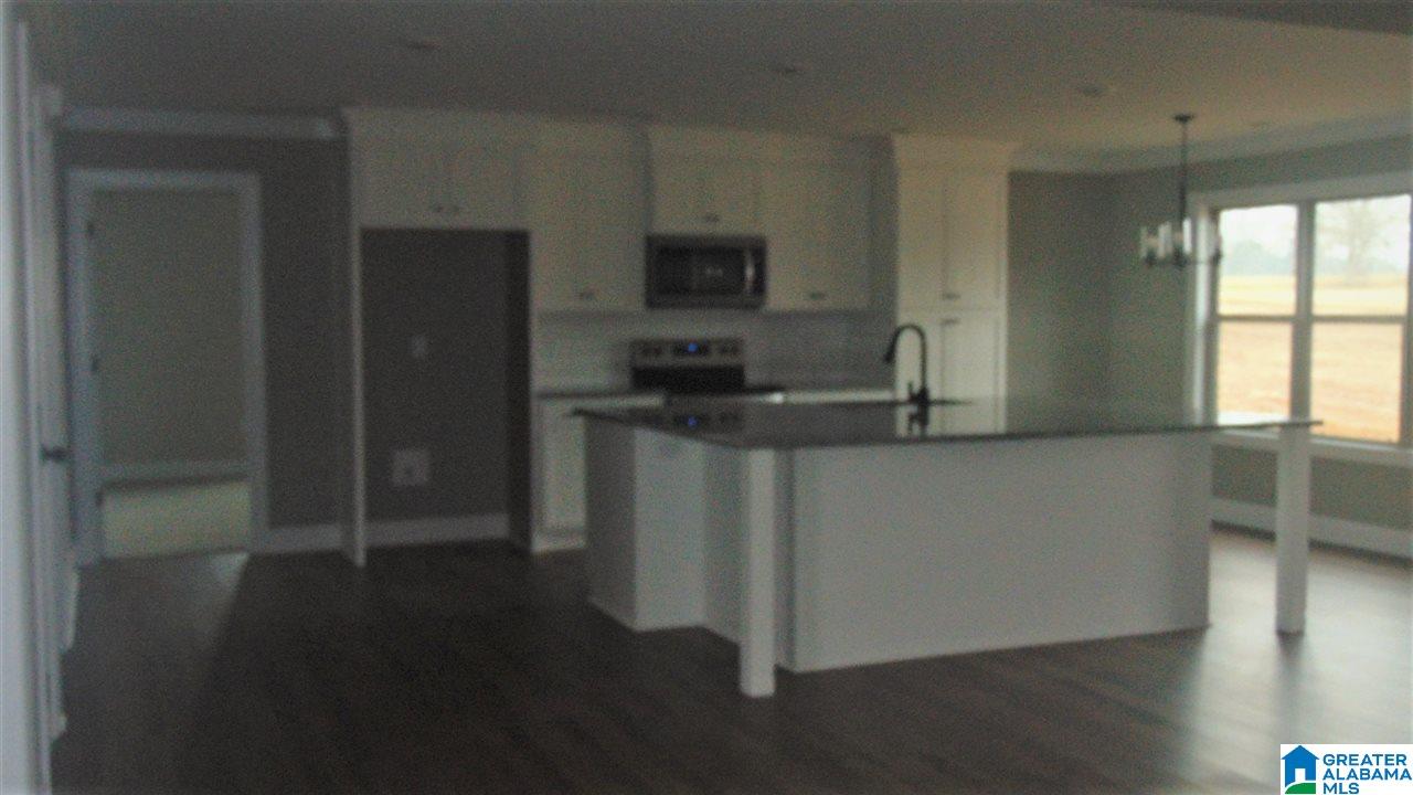 10 Crest Loop Road Clanton, AL 35045 - Photo 2 of 11