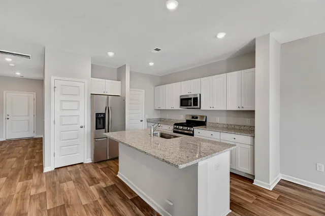 $2,275 | 790 Ridgley Drive, Summerville, SC 29486