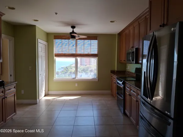 $575,000 | 1437 Pineapple Avenue, Unit 701, Melbourne, FL 32935