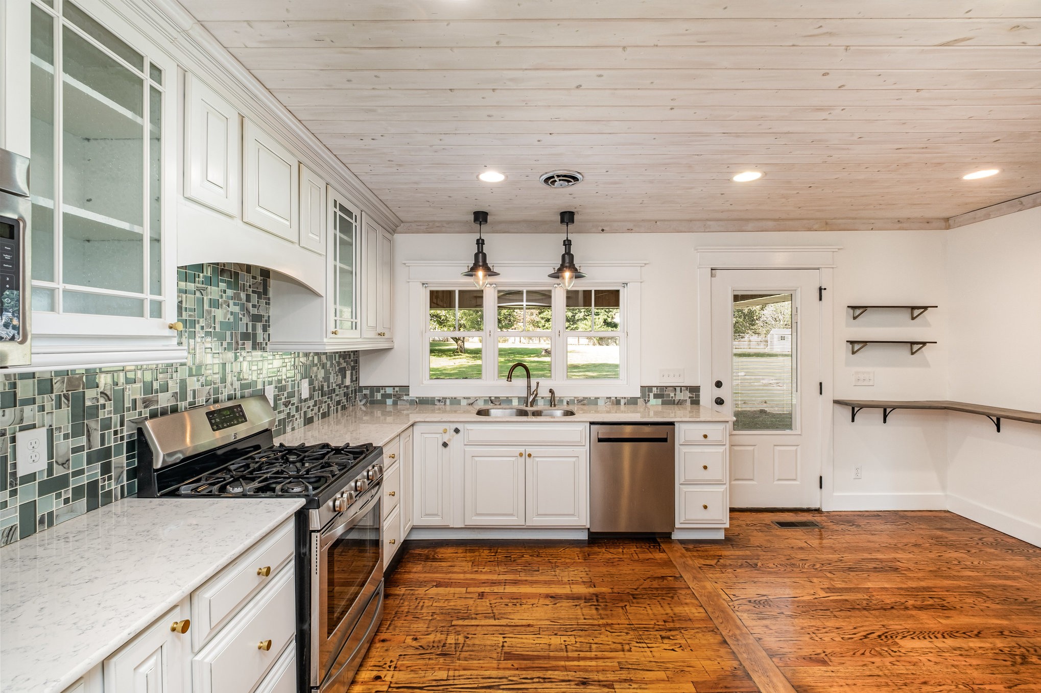 2104 Elam Road Murfreesboro, TN 37127 - Photo 16 of 29 Gallery Image 16