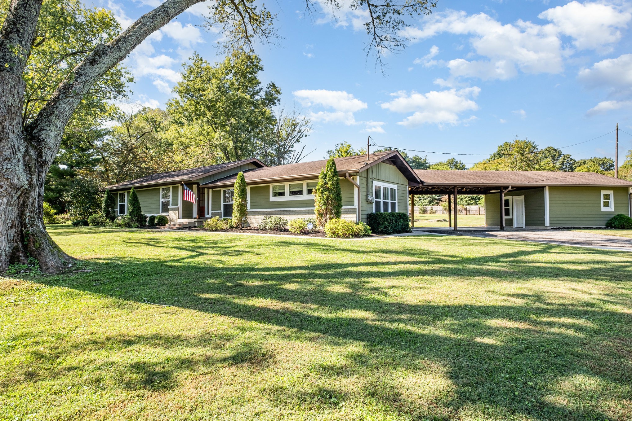 2104 Elam Road Murfreesboro, TN 37127 - Photo 3 of 29 Gallery Image 3