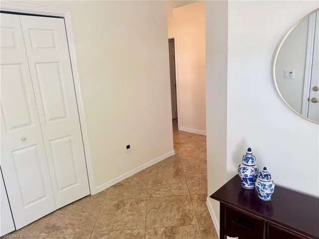 $2,800 | 4907 Europa Drive, Naples, FL 34105