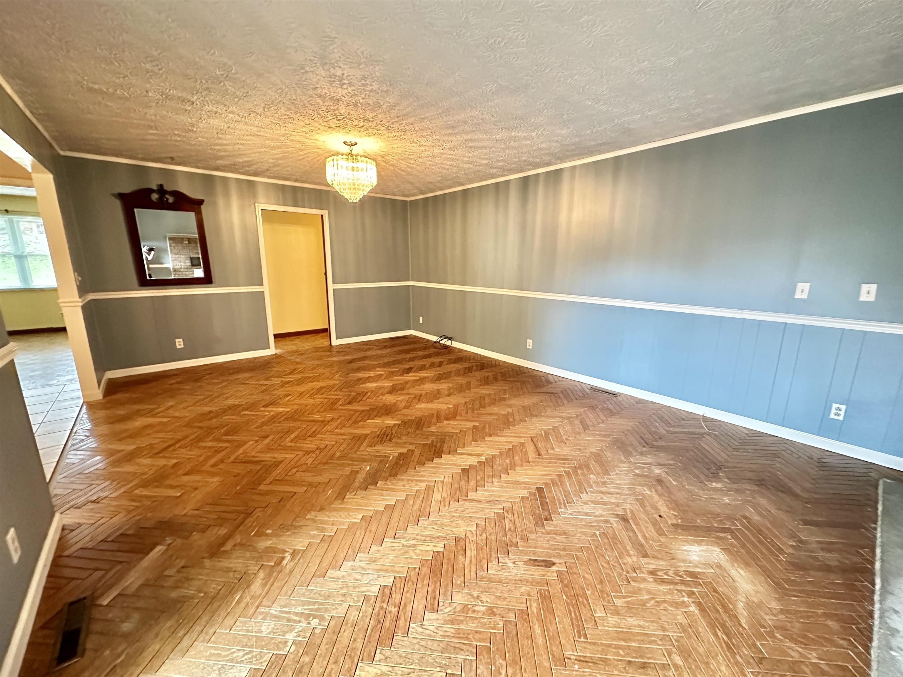 1027 Chippewa Road Ashland, KY 41102 - Photo 12 of 26