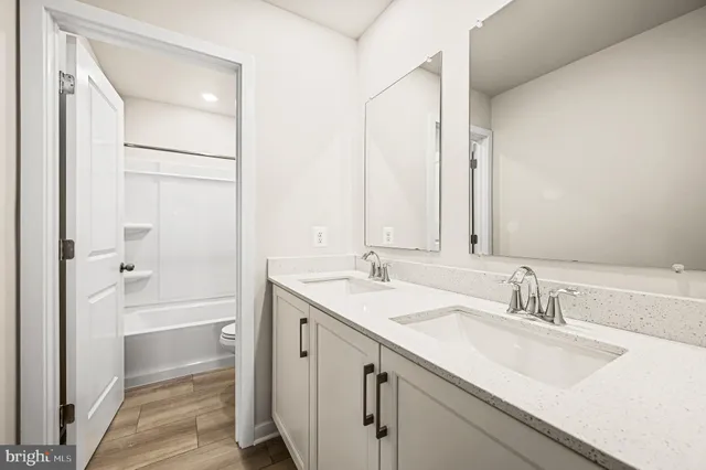 $699,515 | 411 Crownleaf Drive, Middletown, DE 19709