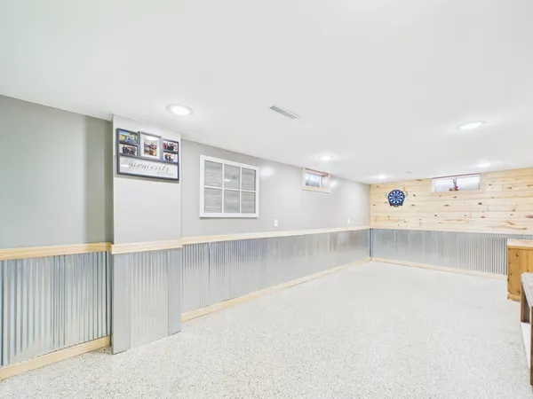 $260,000 | 300 East 8th Street, Starbuck, MN 56381