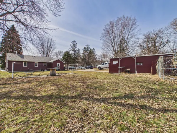 $260,000 | 300 East 8th Street, Starbuck, MN 56381