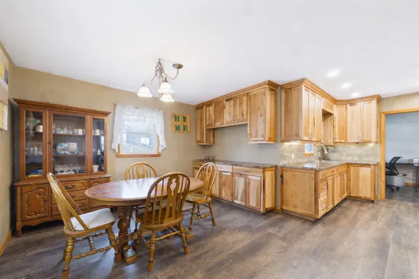 $260,000 | 300 East 8th Street, Starbuck, MN 56381