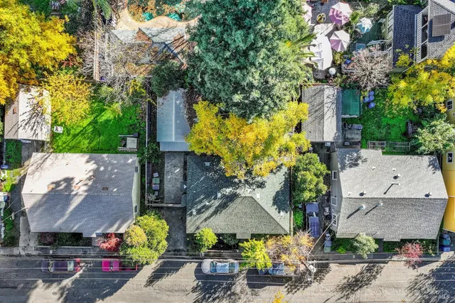 $455,000 | 211 Triplett Drive, Cloverdale, CA 95425