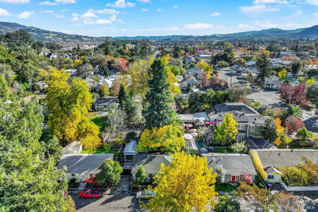 $455,000 | 211 Triplett Drive, Cloverdale, CA 95425