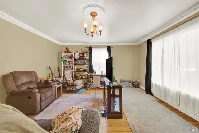 $455,000 | 211 Triplett Drive, Cloverdale, CA 95425