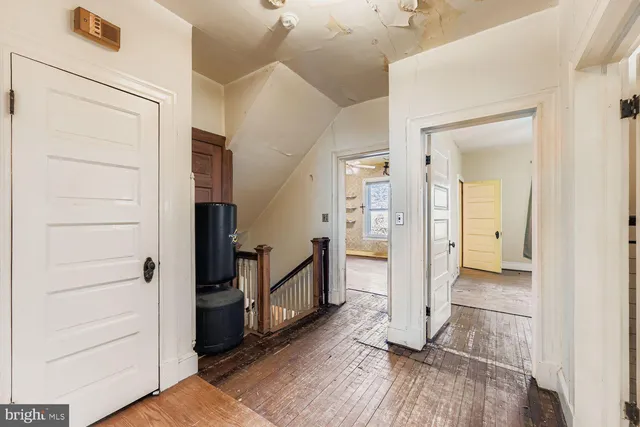 wooden floor in a gallery