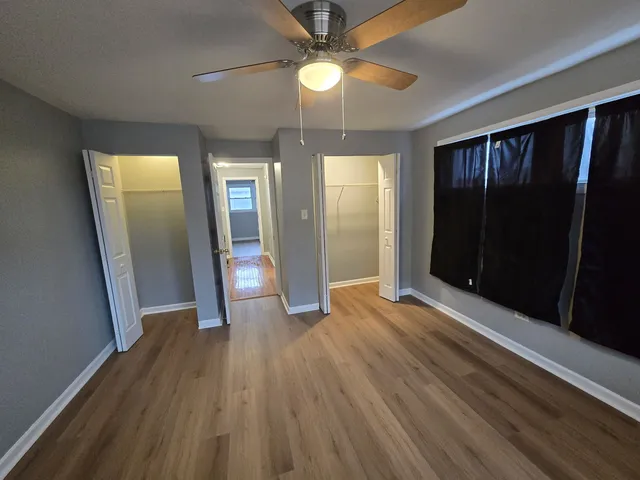 $2,000 | 7011 South East End Avenue, Chicago, IL 60649