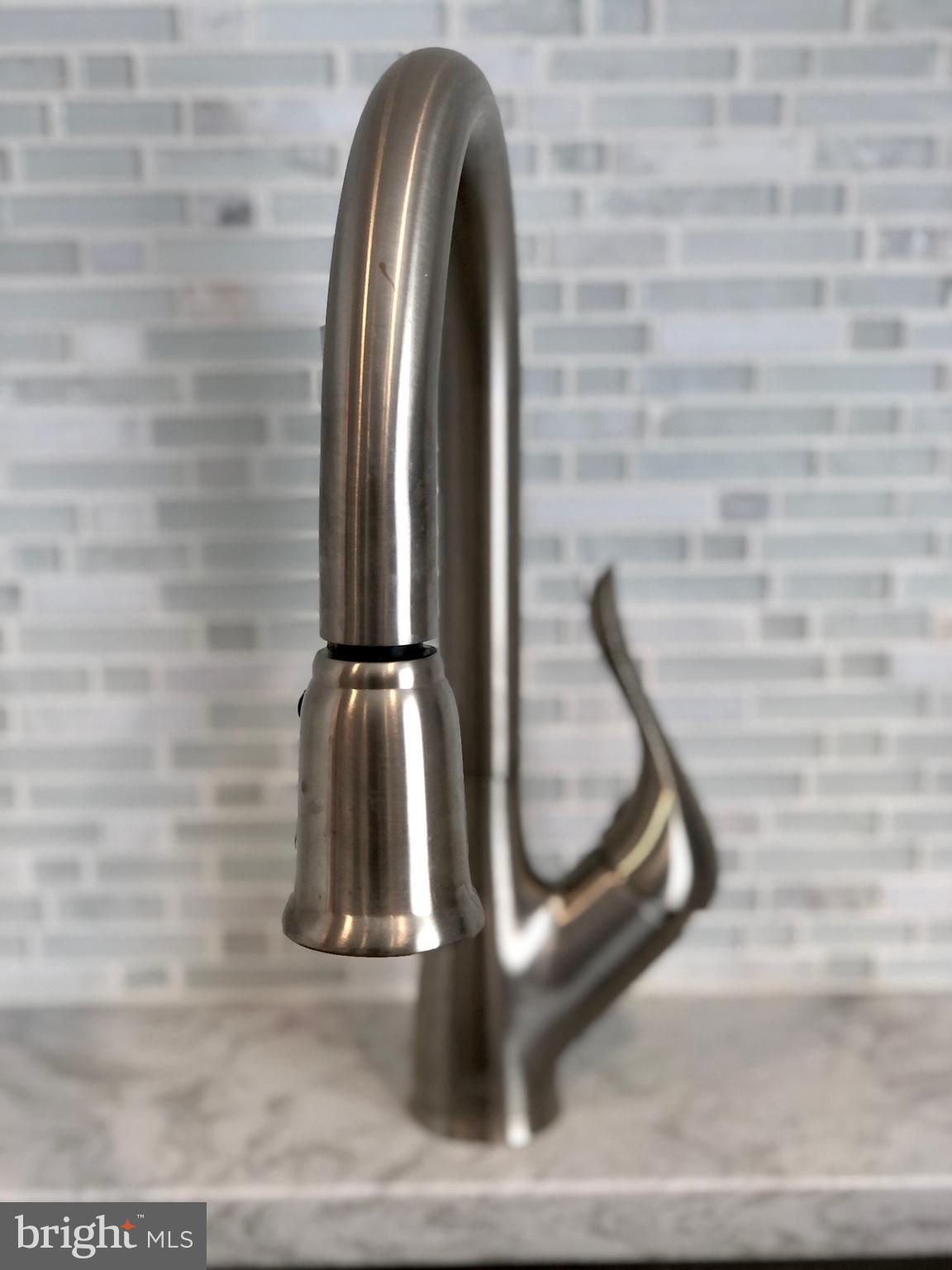 7038 Leestone Street Springfield, VA 22151 - Photo 11 of 34