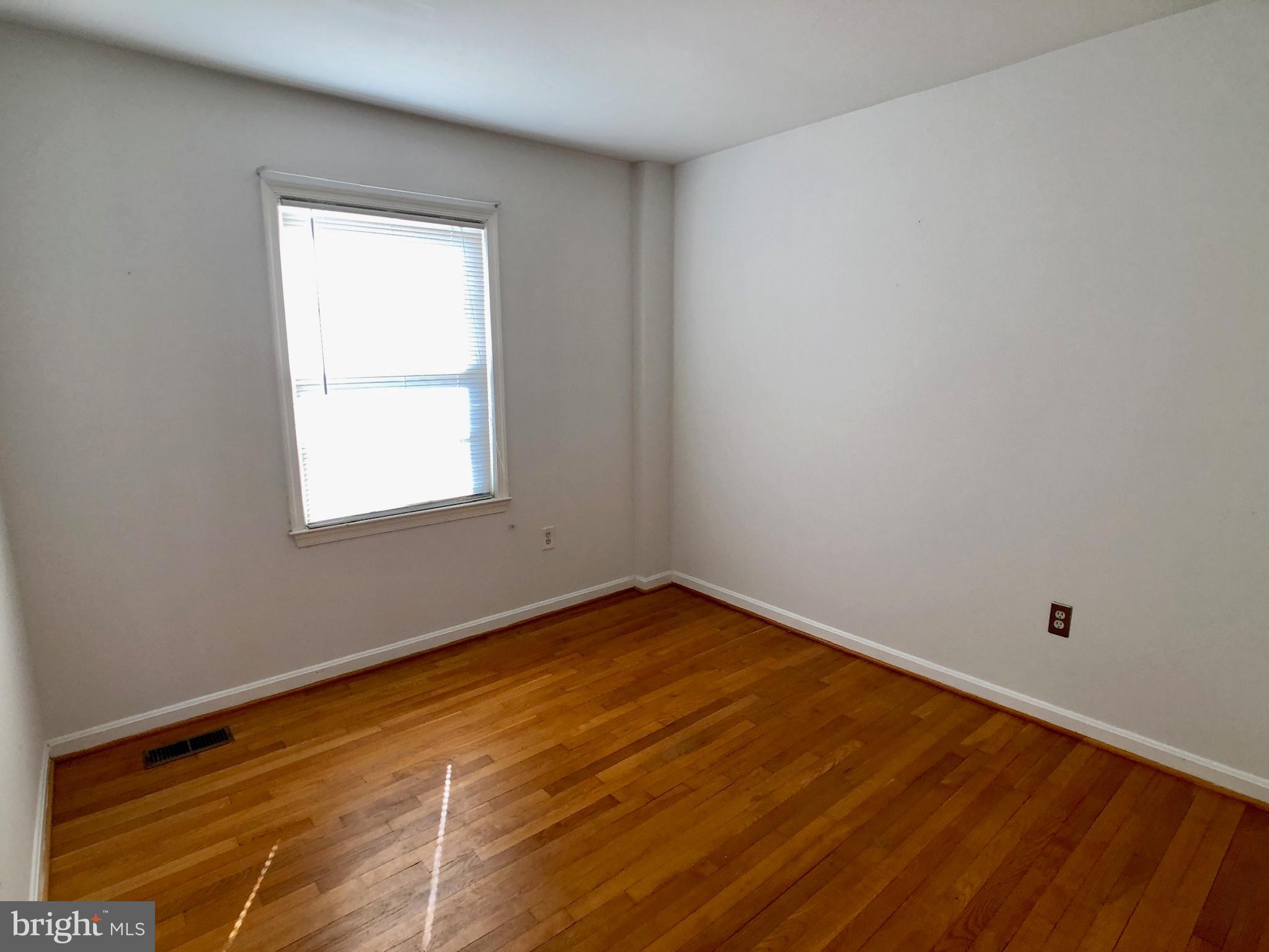 7038 Leestone Street Springfield, VA 22151 - Photo 22 of 34 Bedroom 2