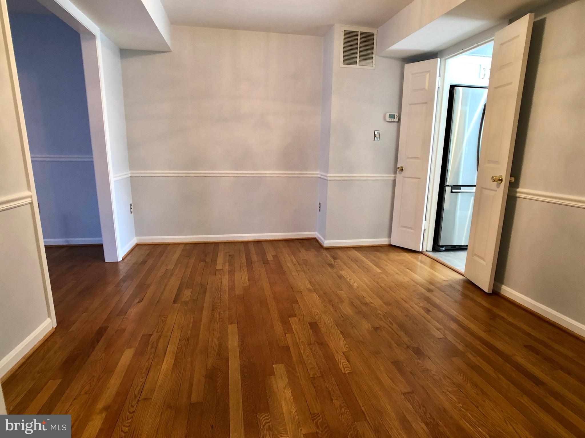 7038 Leestone Street Springfield, VA 22151 - Photo 7 of 34 Dining Room