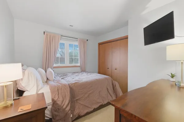 $3,200 | 1000 Brooke Lane, Schererville, IN 46375