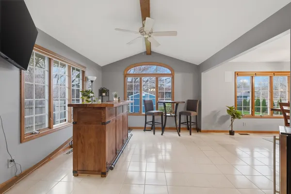 $3,200 | 1000 Brooke Lane, Schererville, IN 46375