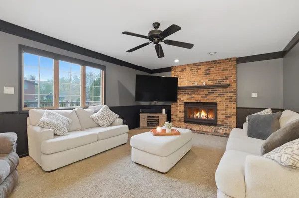 $3,200 | 1000 Brooke Lane, Schererville, IN 46375