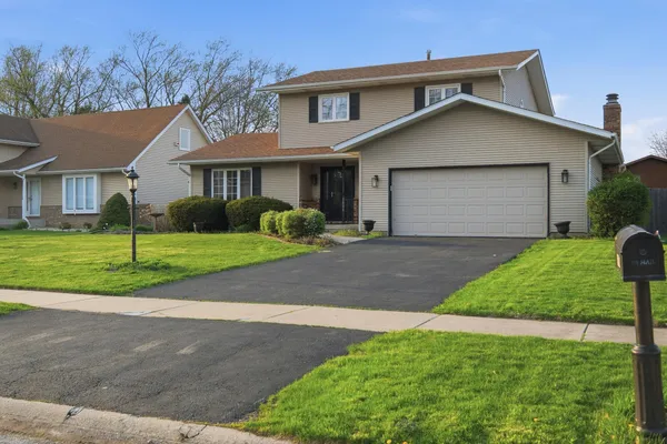 $3,200 | 1000 Brooke Lane, Schererville, IN 46375