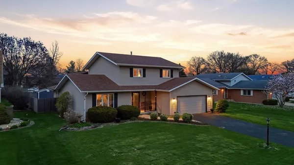 $3,200 | 1000 Brooke Lane, Schererville, IN 46375
