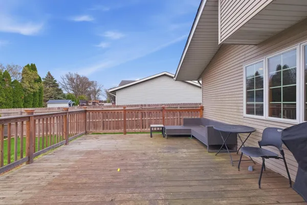 $3,200 | 1000 Brooke Lane, Schererville, IN 46375