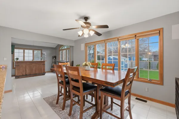 $3,200 | 1000 Brooke Lane, Schererville, IN 46375