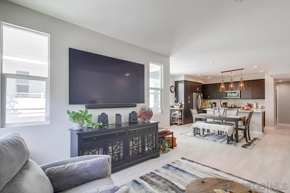 2092 Tango Loop, Unit 2 Chula Vista, CA 91915 - Photo 11 of 43