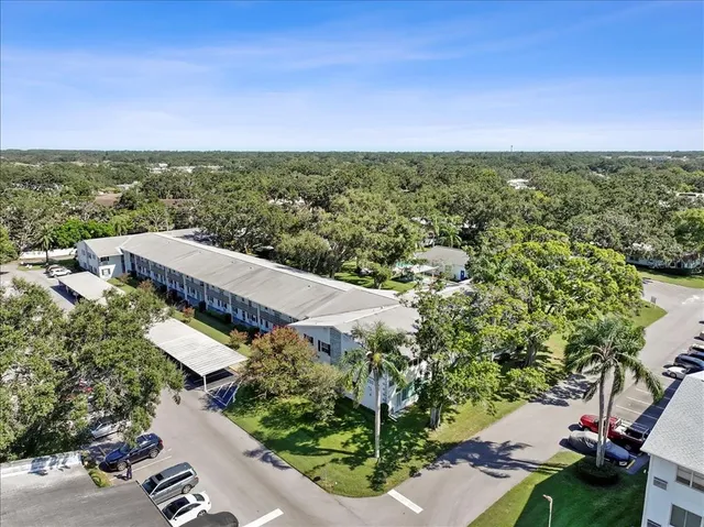 $109,900 | 200 Glennes Lane, Unit 108, Dunedin, FL 34698