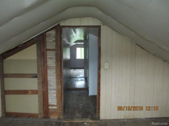 1504 Faussett Road Howell, MI 48855 - Photo 13 of 15 11.JPG
