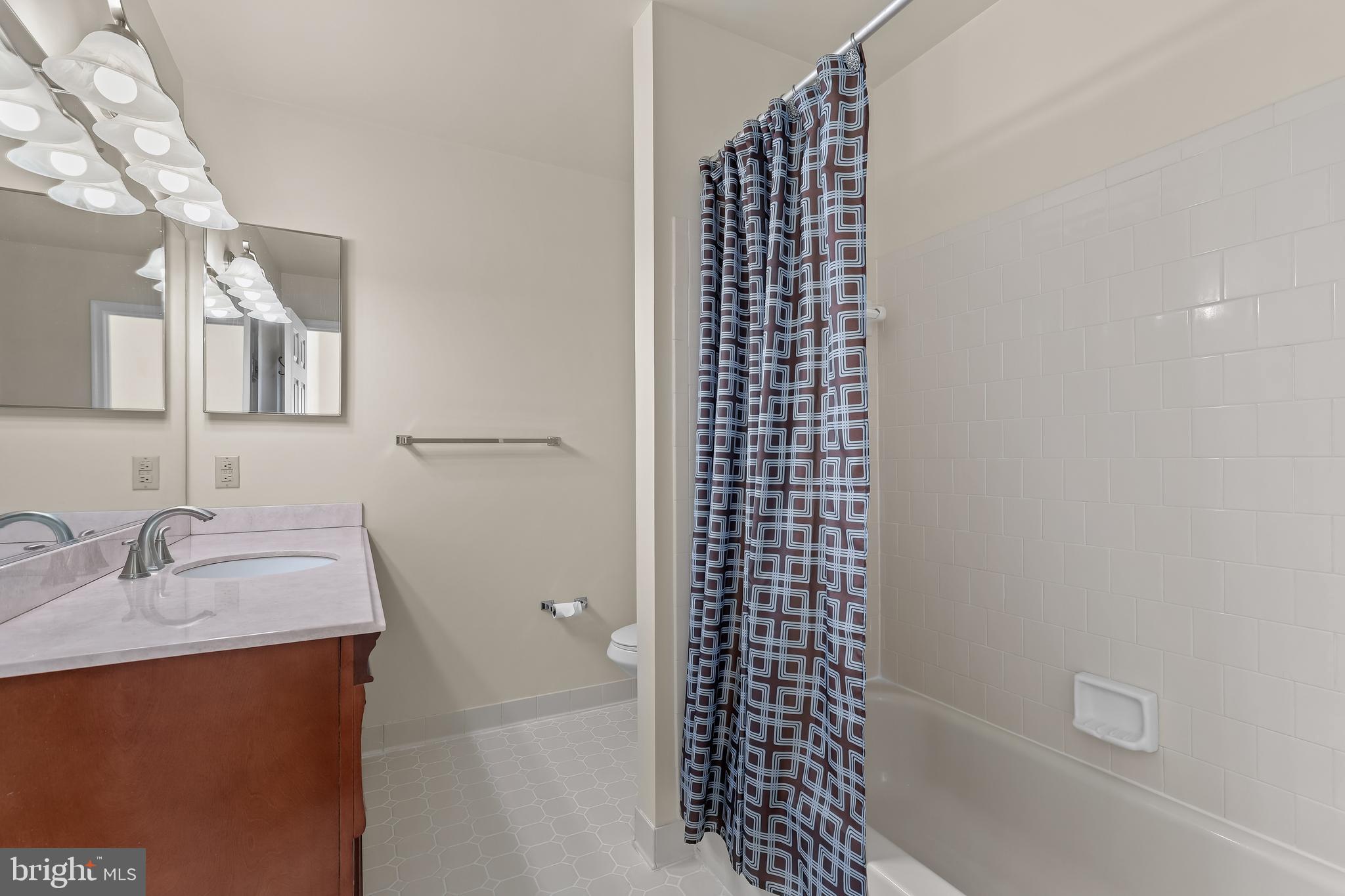 92 Far Corners Loop Sparks Glencoe, MD 21152 - Photo 23 of 49 Primary Bath