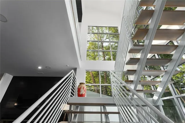 $1,995,000 | 6949 Watson's Country Lane, Parkville, MO 64152