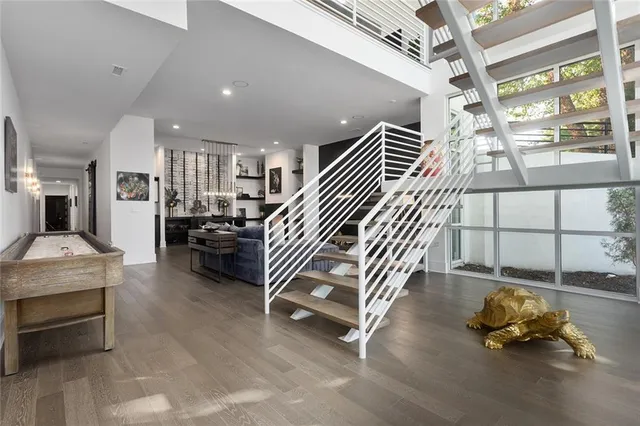 $1,995,000 | 6949 Watson's Country Lane, Parkville, MO 64152