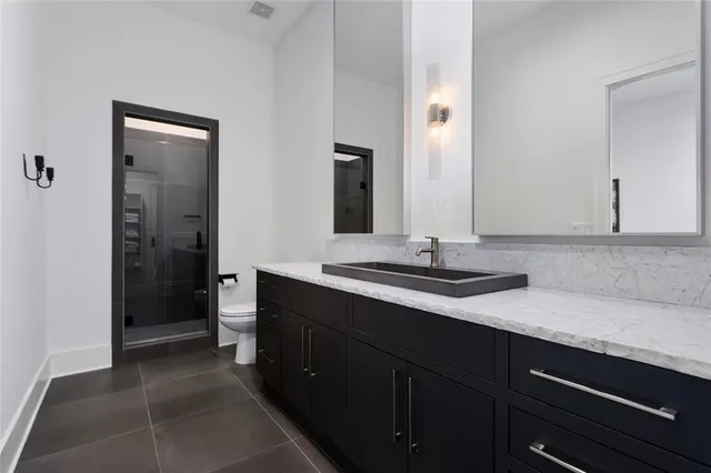 $1,995,000 | 6949 Watson's Country Lane, Parkville, MO 64152