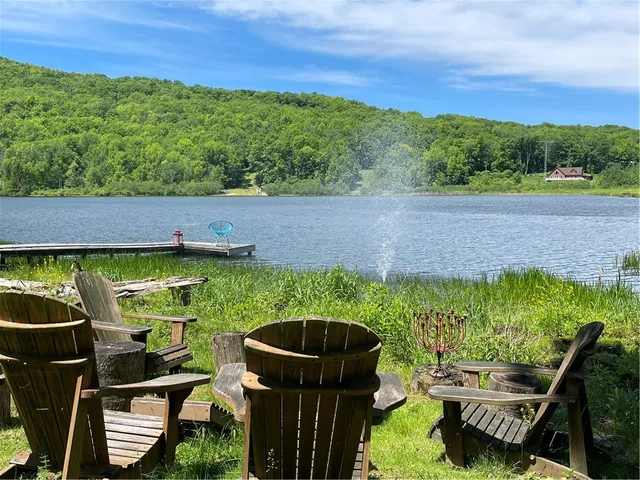 $699,000 | 102 Trails End, Jefferson, NY 12167