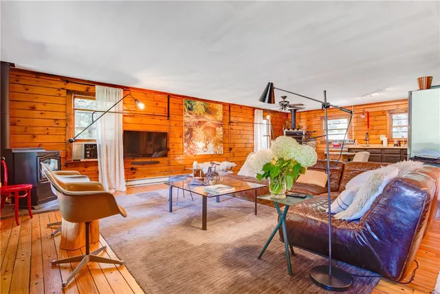 $699,000 | 102 Trails End, Jefferson, NY 12167