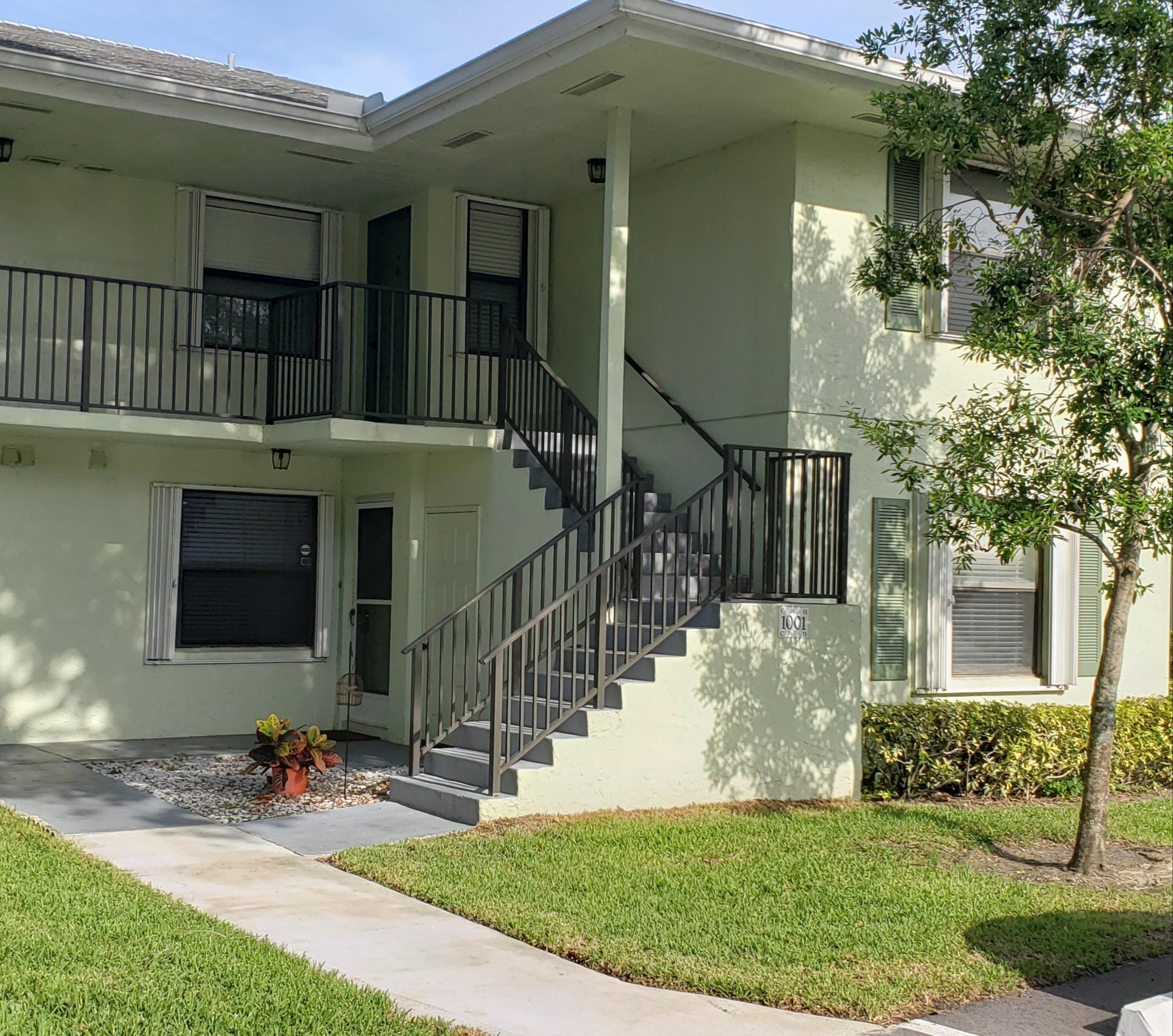 1001 Sabal Ridge Circle, Unit D Palm Beach Gardens, FL 33418 - Photo 31 of 40 front