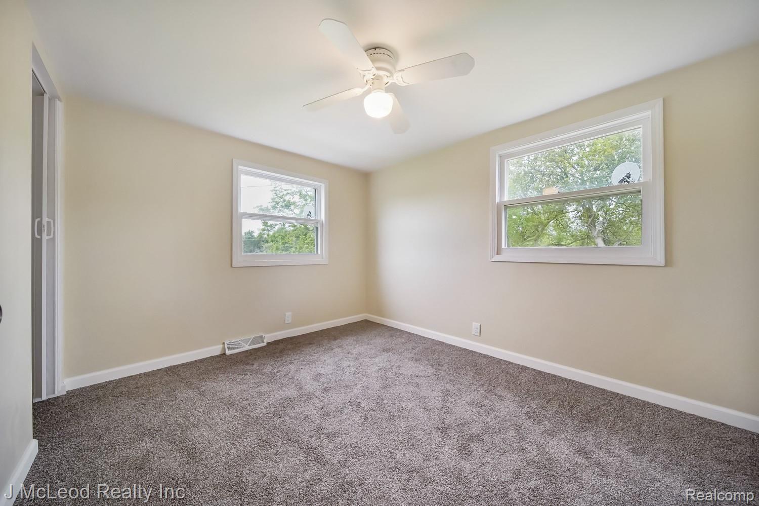 3815 Scholtz Road Lapeer, MI 48446 - Photo 20 of 44 3815 Scholtz Lapeer48446-20.jpg